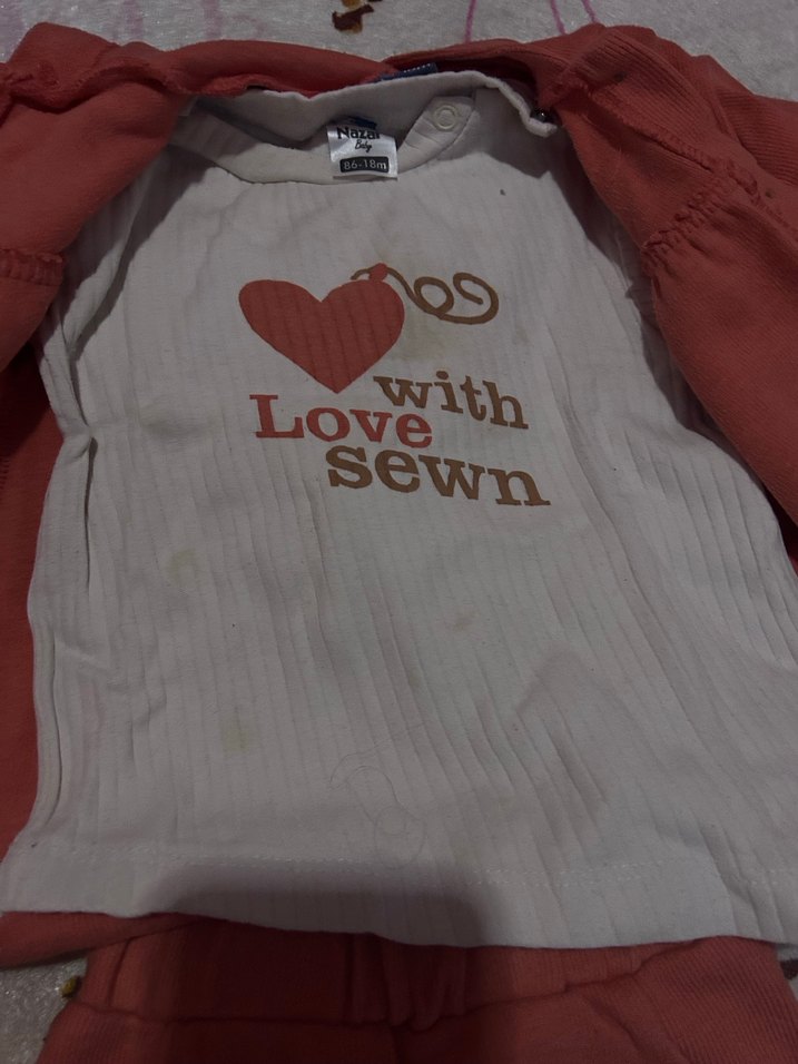 Uzun Kollu Düğmeli Bebek Kız Takımı - Görsel 3