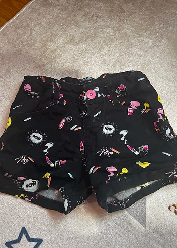 Renkli Tie-Dye Düğmeli Kız Şortu - Görsel 2