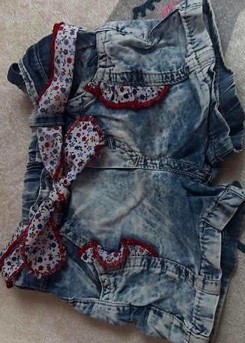 Kız Çocuk Renkli Batik Desenli Fırfırlı Kot Şort - Görsel 2