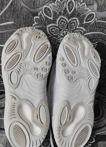 36 Beden beyaz Renk adidas oznova orijinal spor ayakkabı
