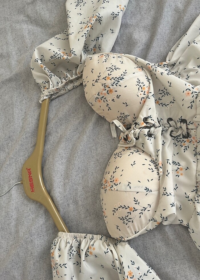 Çiçekli elbise - Görsel 2