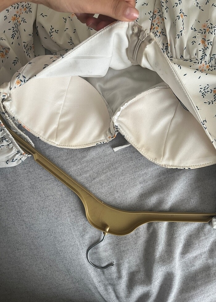 Çiçekli elbise - Görsel 4