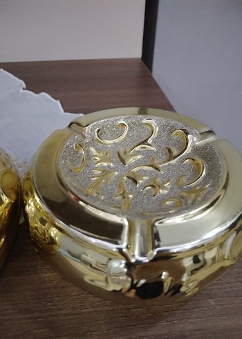 Parlak Altın Renkli Dekoratif Vazo - Görsel 5