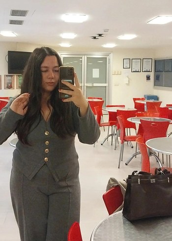 Zara Siklik Ve Rahatlik Gri Kadin Takim