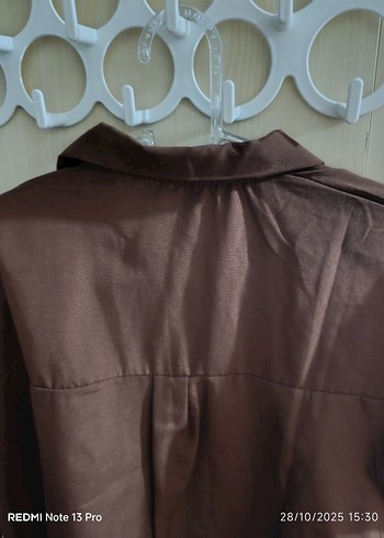 Kahverengi Düğmeli Uzun Kollu Keten Gömlek - Görsel 2