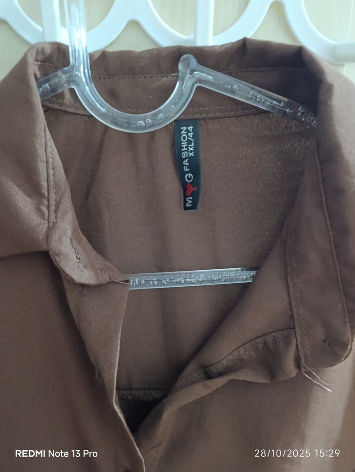 Kahverengi Düğmeli Uzun Kollu Keten Gömlek - Görsel 5