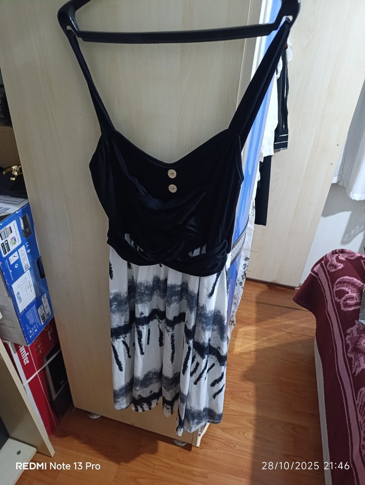 Siyah Bağlama Desenli Uzun Hamile Elbisesi - Görsel 2