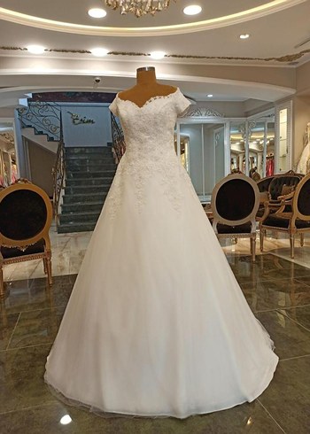 V Yakalı A Kesim Beyaz Gelinlik - Görsel 2