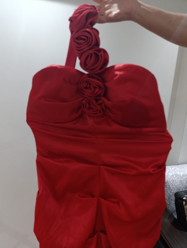 Kırmızı Drapeli Uzun Straplez Abiye Elbise - Görsel 2