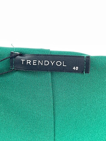 40 Beden yeşil Renk Trendyol & Milla Kısa Elbise %70 İndirimli.