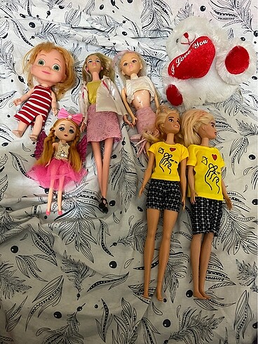 Barbie Toplu Oyuncak Barbie