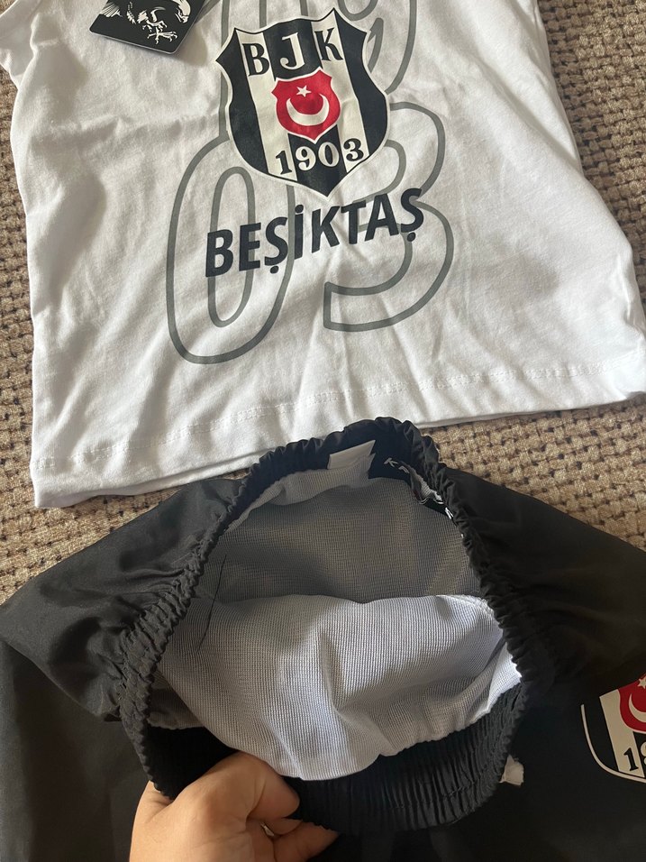 Beşiktaş Baskılı Erkek Çocuk Mayo Takımı - Görsel 2