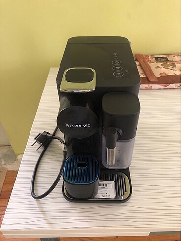 Nespresso kapsülü kahve makinesi