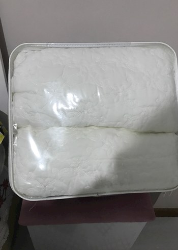 Rabell Baskılı Beyaz Yatak örtüsü - Görsel 2