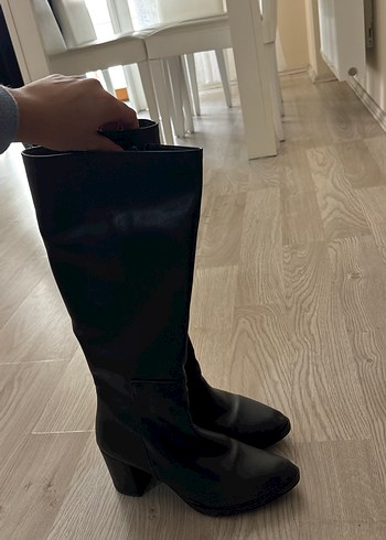 Stradivarius Siyah Deri Dizüstü Stiletto Topuklu Botlar