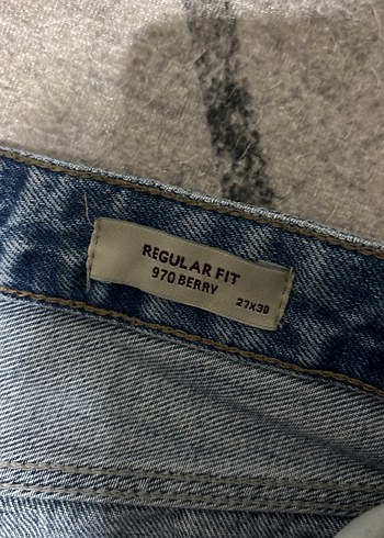 27 Beden Kadın Mavi Bol Kesim Midi Denim Pantolon