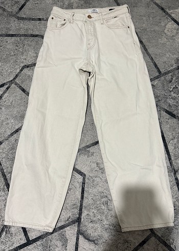 Beyaz Kadın Loose Fit Midi Kot Pantolon