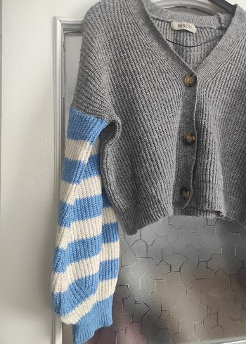 Rahat Kesim Gri Triko Hırka - Görsel 2