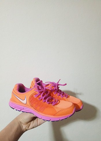 Nike 37,5