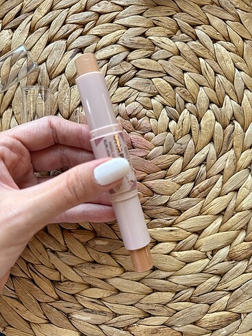 Beden Technic Kontür Aydınlatıcı stick