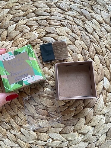 Rival Loves Me Bronzer 02