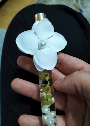 Beyaz Çiçekli İnci Detaylı kolonya  Şişesi - Görsel 6