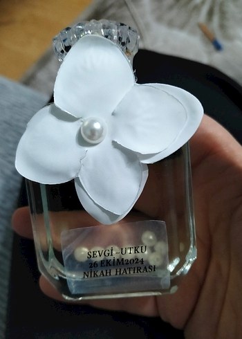 Beyaz Çiçekli Nikah Hatırası Şişesi - Görsel 7