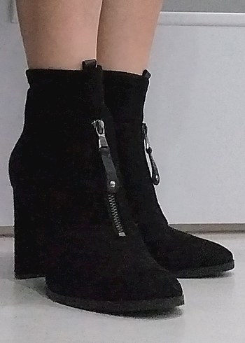 40 Beden siyah Renk Elle Siyah Süet Topuklu Kadın Bot