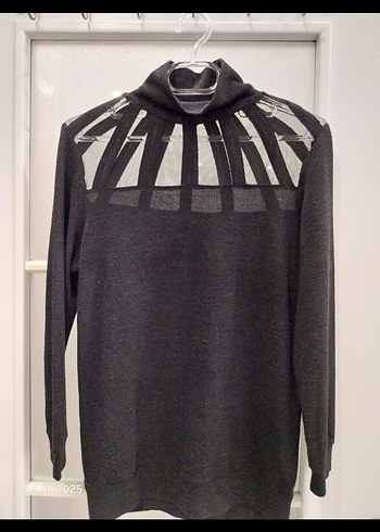 On Fashion Yüksek Yakalı Siyah Triko Bluz