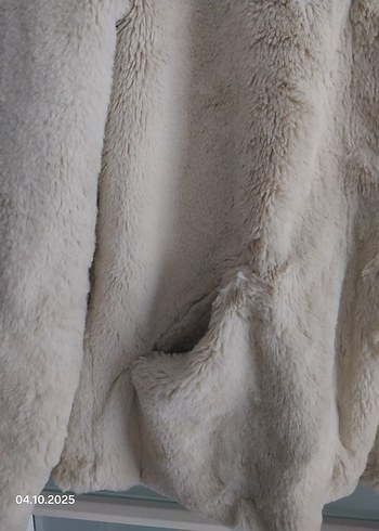 s Beden Bej Yüksek Yakalı Kadın Peluş Mont