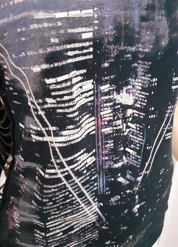s Beden Bershka Z.incirli Bluz indirimde