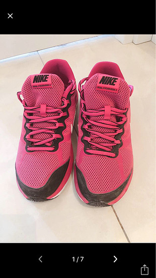 Nike pembe spor ayakkabı