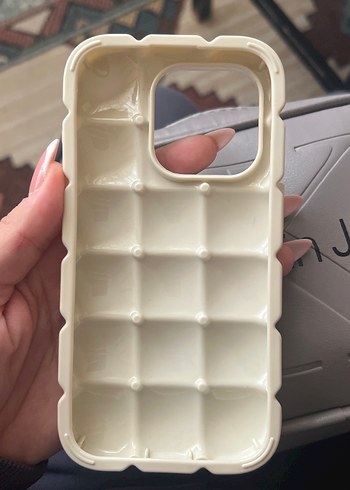 Düğmeli Beyaz Bohem Telefon Kılıfı 13 pro ile uyumlu - Görsel 2