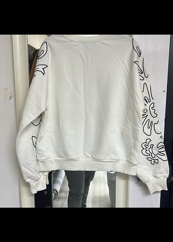 Beyaz Baskılı Kadın Sweatshirt - Görsel 3