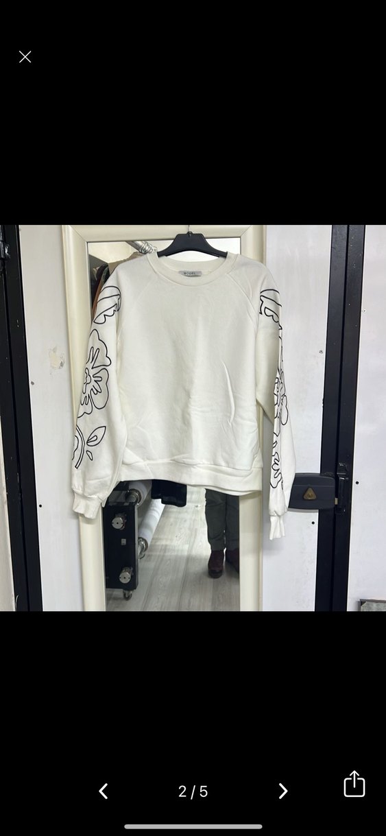 Beyaz Baskılı Kadın Sweatshirt - Görsel 2