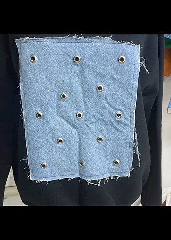 Siyah Denim Detaylı Uzun Kollu Sweatshirt - Görsel 3