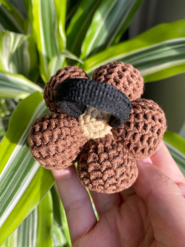 Tunus İşi Örgü Kahverengi Çiçek Toka - Görsel 3