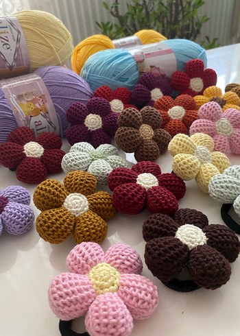 Renkli Örgü Çiçek Desenli Çocuk Saç Tokası - Görsel 3