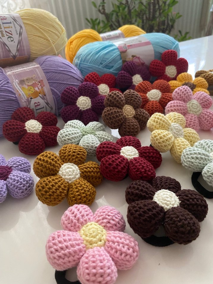 Renkli Örgü Çiçek Desenli Çocuk Saç Tokası - Görsel 3