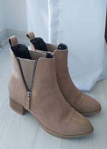 Krem Bootie 