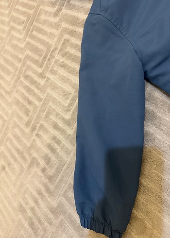 Kapüşonlu Erkek Çocuk Gri Mont - Görsel 3