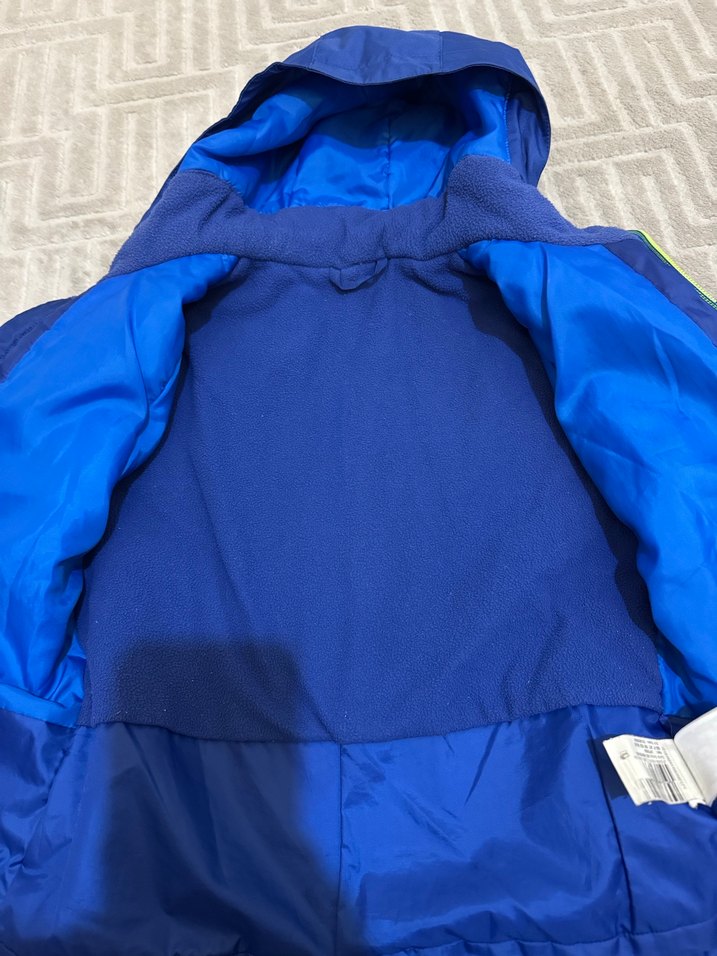 Erkek Çocuk Mavi Fermuarlı Yağmurluk - Görsel 3