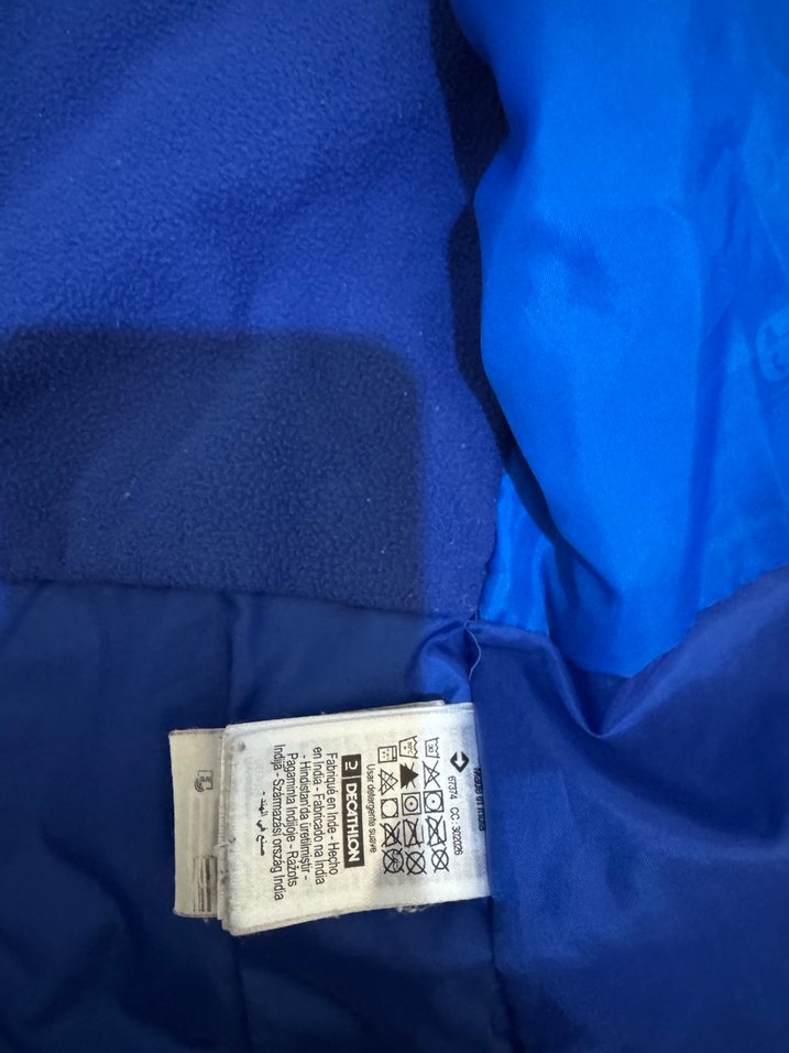 Erkek Çocuk Mavi Fermuarlı Yağmurluk - Görsel 5