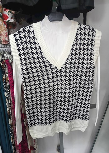 V Yaka Örgü Kadın Süveter - Görsel 3