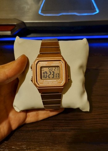 Casio Kadın Vintage Dijital Saat Rosegold Renk