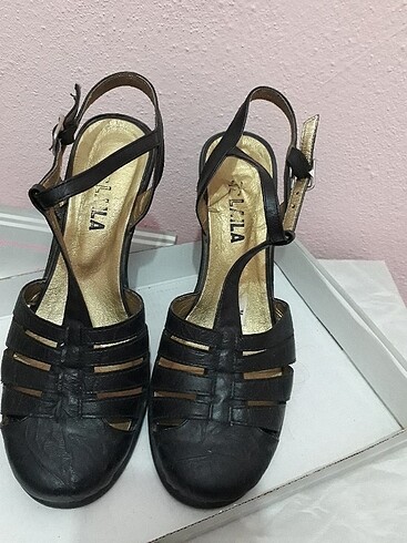 Dolgu topuk siyah Laila - Görsel 2