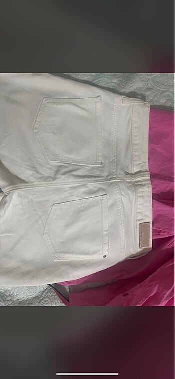 27 Beden beyaz Renk Mavi beyaz pantolon