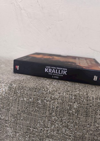 Lars Von Trier'den Krallık I-VIII Roman Seti - Görsel 2