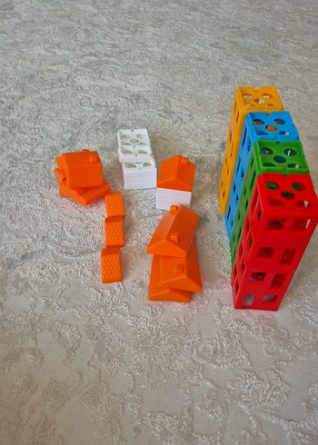 Fisher Price renkli ev legoları