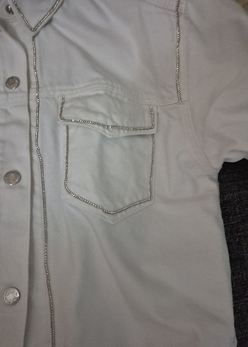 Koton Düğmeli Beyaz taş işlemeli Denim kot ceket Gömlek